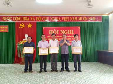 Lễ phát động phong trào thi đua chào mừng kỷ niệm 40 năm ngày thành lập huyện và công bố chỉ số cải cách hành chính.
