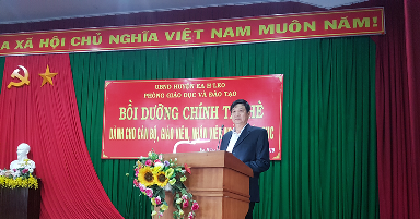 Khai mạc Lớp bồi dưỡng chính trị hè năm 2019 dành cho cán bộ, giáo viên, nhân viên ngành giáo dục.