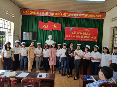 Hội Liên hiệp Phụ nữ huyện Ea H'Leo ra mắt Câu lạc bộ "Phụ nữ với an toàn giao thông"