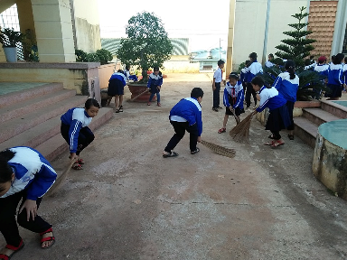 Trường Tiểu học Nguyễn Thị Minh Khai thực hiện tốt công tác  xây dựng Trường “ xanh, sạch, đẹp”