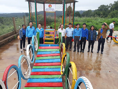 Tuổi trẻ huyện Ea H’Leo "Chung sức xây dựng nông thôn mới"