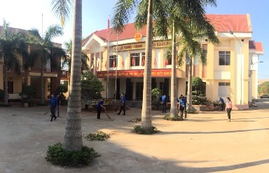 Đoàn cơ sở Cơ quan chính quyền ra quân hưởng ứng “Ngày chủ nhật xanh”