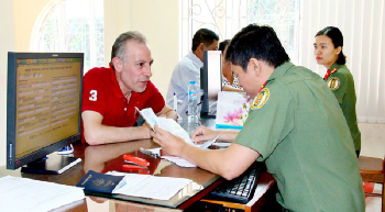 Quy định xuất, nhập cảnh của người nước ngoài vào Việt Nam