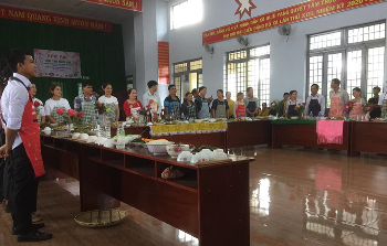 Khai mạc Hội thi nấu ăn Chào mừng kỷ niệm 90 năm ngày thành lập Hội nông dân, Hội Liên hiệp Phụ nữ Việt Nam