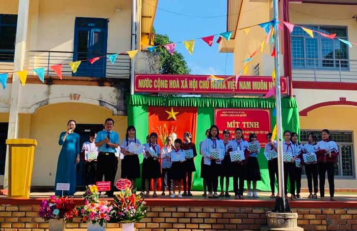 Sôi nổi các hoạt động chào mừng kỷ niệm 38 năm Ngày Nhà giáo Việt Nam 20/11