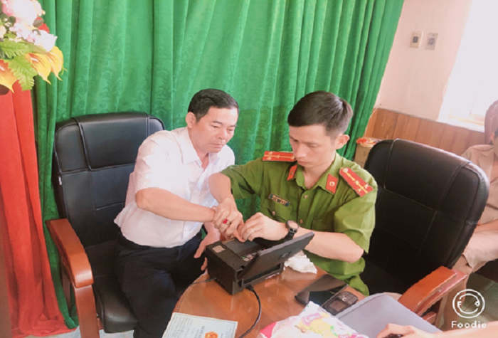 Dừng cấp căn cước công dân mã vạch, chứng minh nhân dân