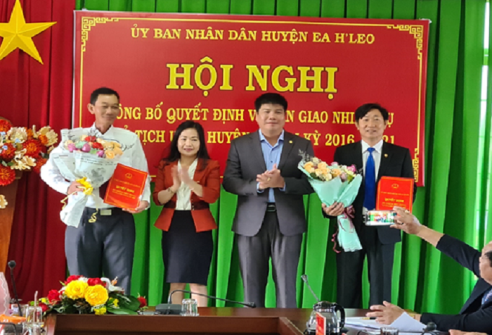 Công bố quyết định phê chuẩn chức danh Chủ tịch, Phó Chủ tịch UBND huyện Ea H’leo