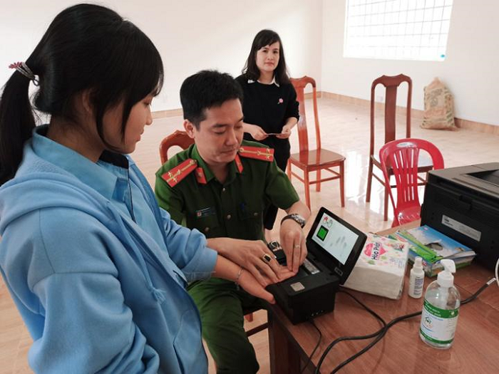 Công an huyện Ea H’Leo mở đợt cao điểm cấp căn cước công dân
