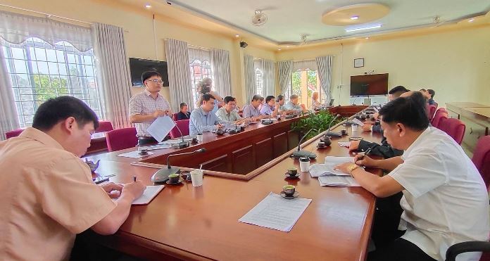 Chủ tịch UBND huyện làm việc với Phòng Văn hóa và Thông tin và Đài Truyền thanh - Truyền hình