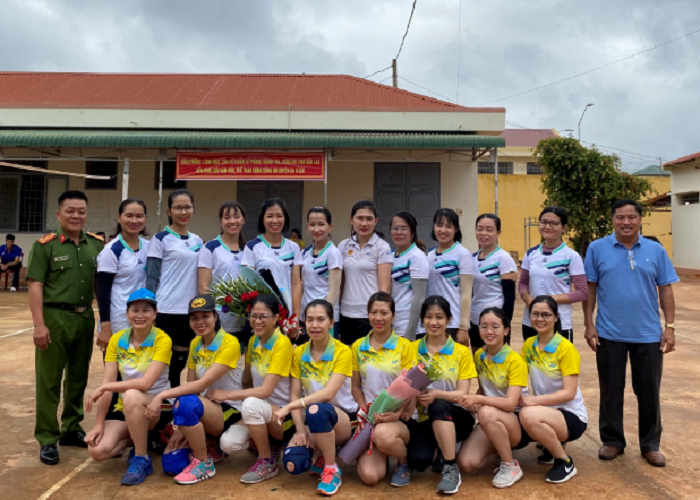 Công an huyện Ea H’leo giao lưu bóng chuyền với Phòng Thanh tra, Công an tỉnh Đắk Lắk