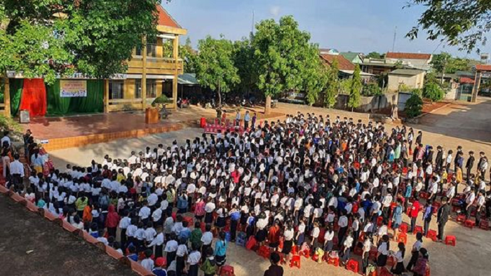 Học sinh nghỉ học để phòng, chống dịch Covid-19 và hoàn thành các nhiệm vụ năm học 2020-2021