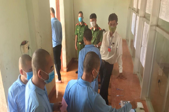 36 người bị tạm giữ, tạm giam tham gia bầu cử tại Nhà tạm giữ Công an huyện Ea H’leo