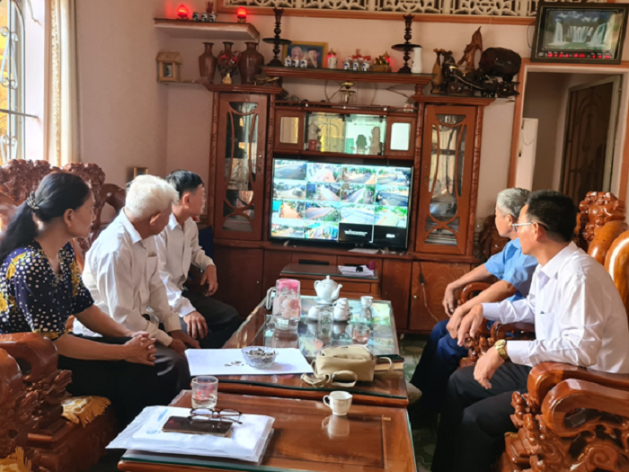 Ra mắt mô hình “Camera giám sát an ninh trật tự” tại thị trân Ea Drăng.