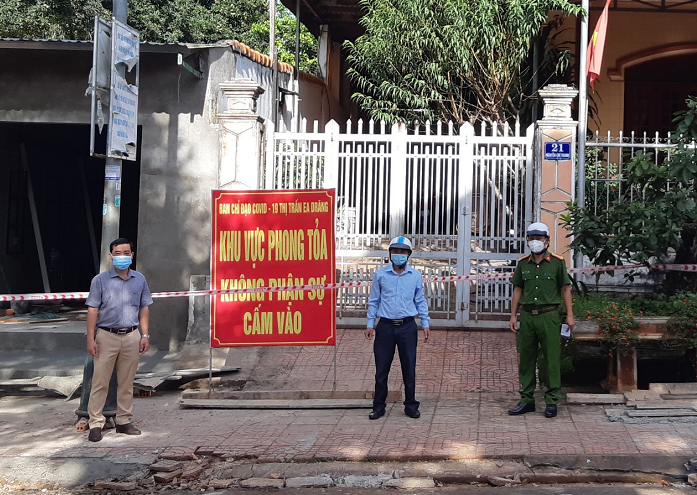 Thị trấn Ea Drăng khẩn trương triển khai các biện pháp phòng, chống dịch bệnh Covid-19