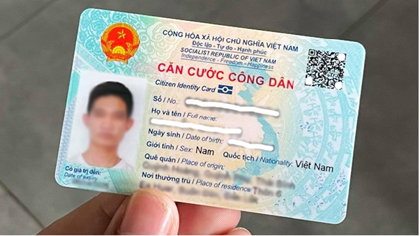 Công an huyện Ea H'Leo triển khai cấp tài khoản định danh điện tử  cho công dân 