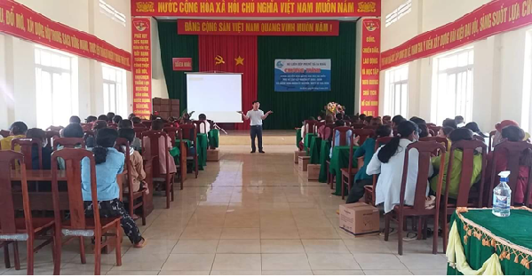 Huyện Ea H’Leo tăng cường các giải pháp phát triển đối tượng tham gia bảo hiểm y tế toàn dân