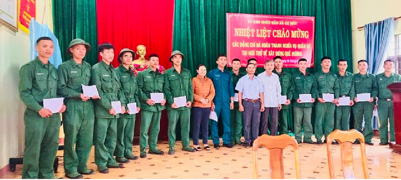 Xã Cư Mốt đón quân nhân xuất ngũ trở về địa phương năm 2024