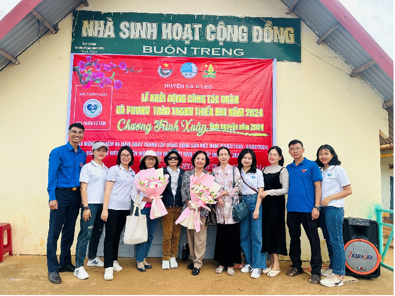 Tuổi trẻ Ea H’Leo sôi nổi các hoạt động chăm lo Tết