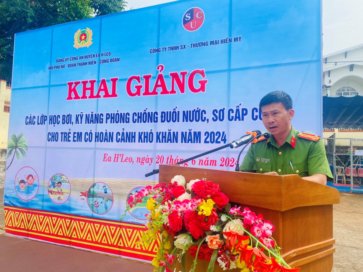 bơi1