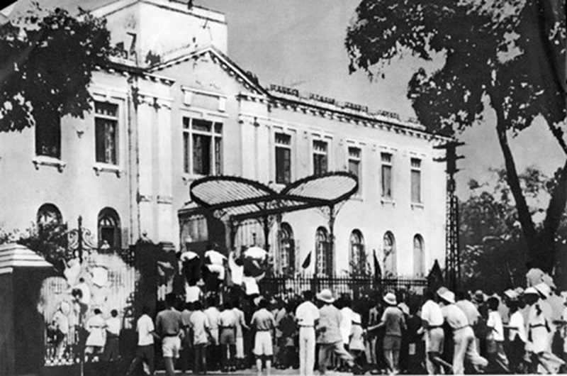 ngaytruyenthong