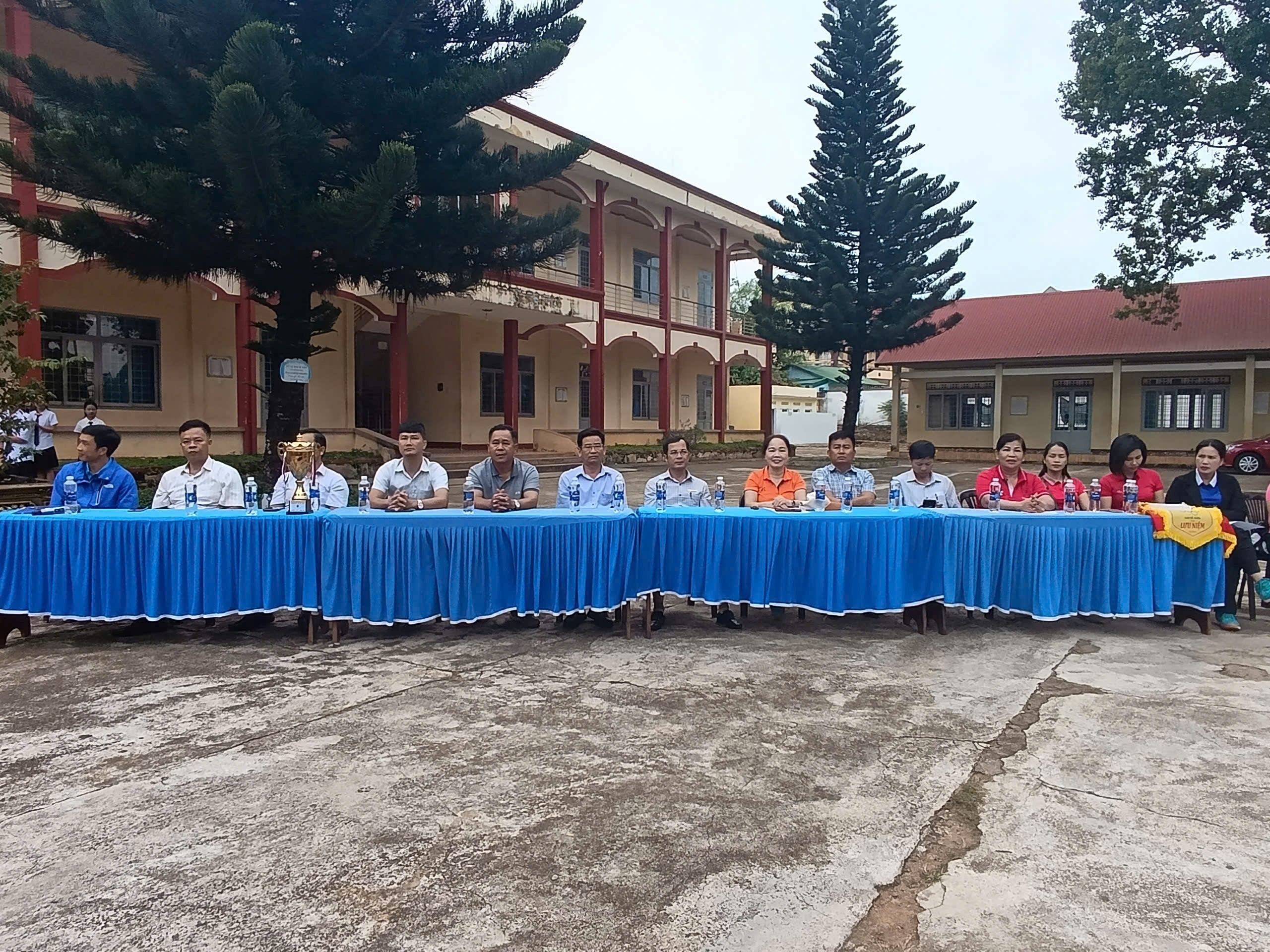 Khai mạc Hội thao cụm giáo dục Thị trấn Ea Drăng năm 2024