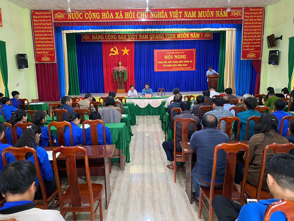 Xã Ea Wy tổ chức Hội nghị trao đổi, đối thoại giữa UBND xã với nhân dân năm 2024