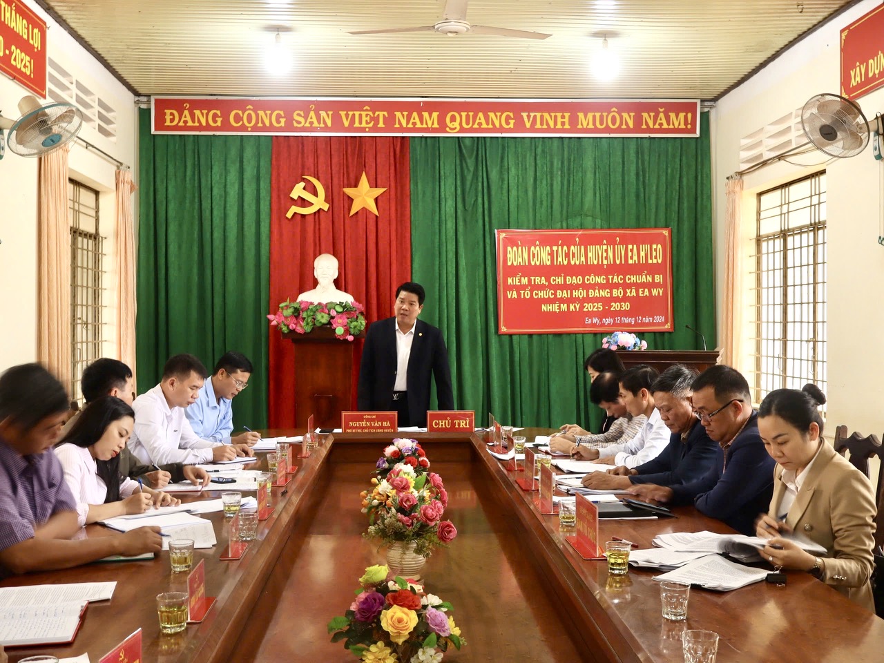 Đoàn công tác của Huyện uỷ Ea H’Leo: Kiểm tra, chỉ đạo công tác chuẩn bị và tổ chức Đại hội đảng bộ xã Ea Wy, nhiệm kỳ 2025-2030