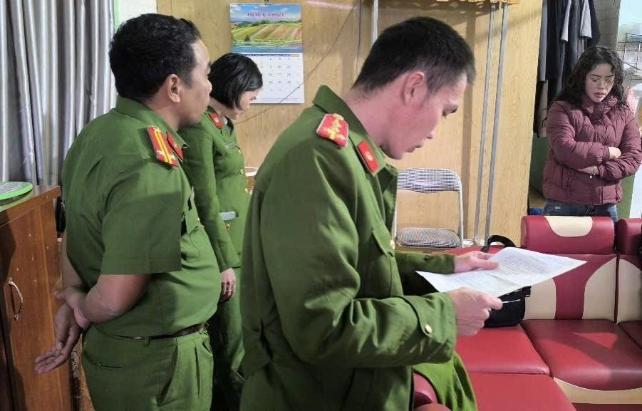 Công an huyện Ea H'Leo tạm giữ hình sự đối tượng Cho vay lãi nặng trong giao dịch dân sự