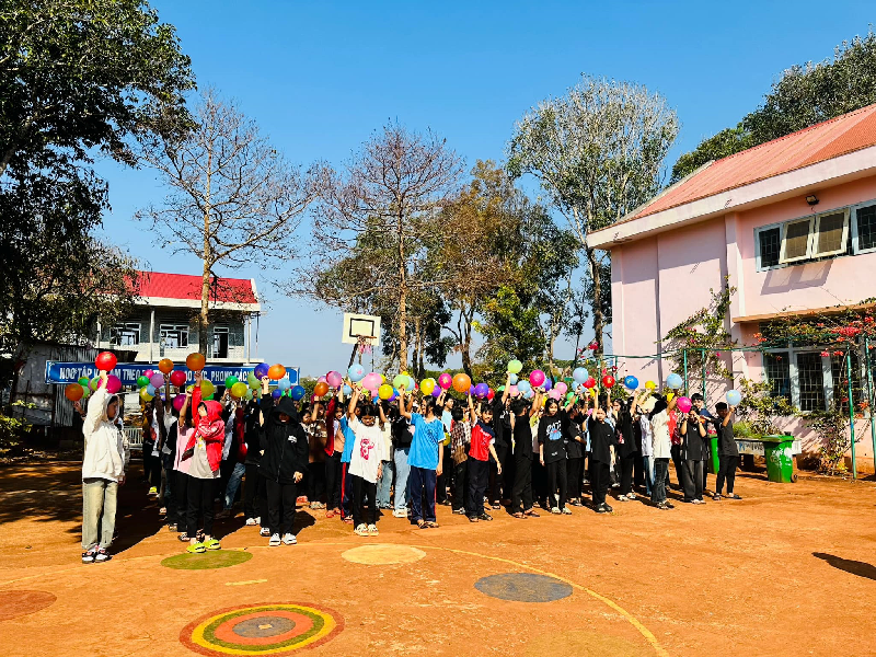 Trường Phổ thông DTNT - THCS huyện Ea H’Leo tổ chức các trò chơi dân gian năm 2024