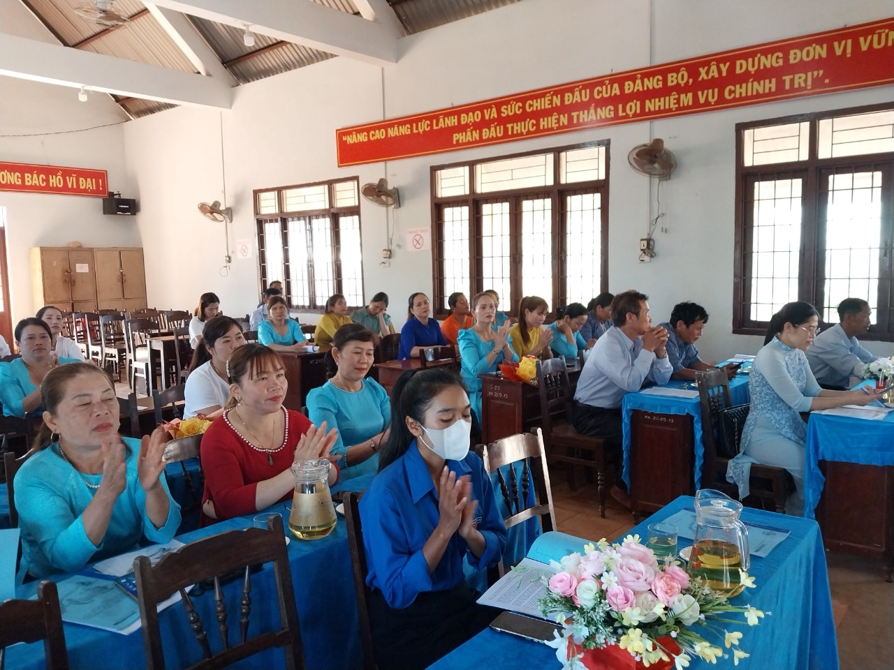 Hội LHPN xã Ea Sol tổ chúc Hội nghị sơ kết giữa nhiệm kỳ 2021-2026 