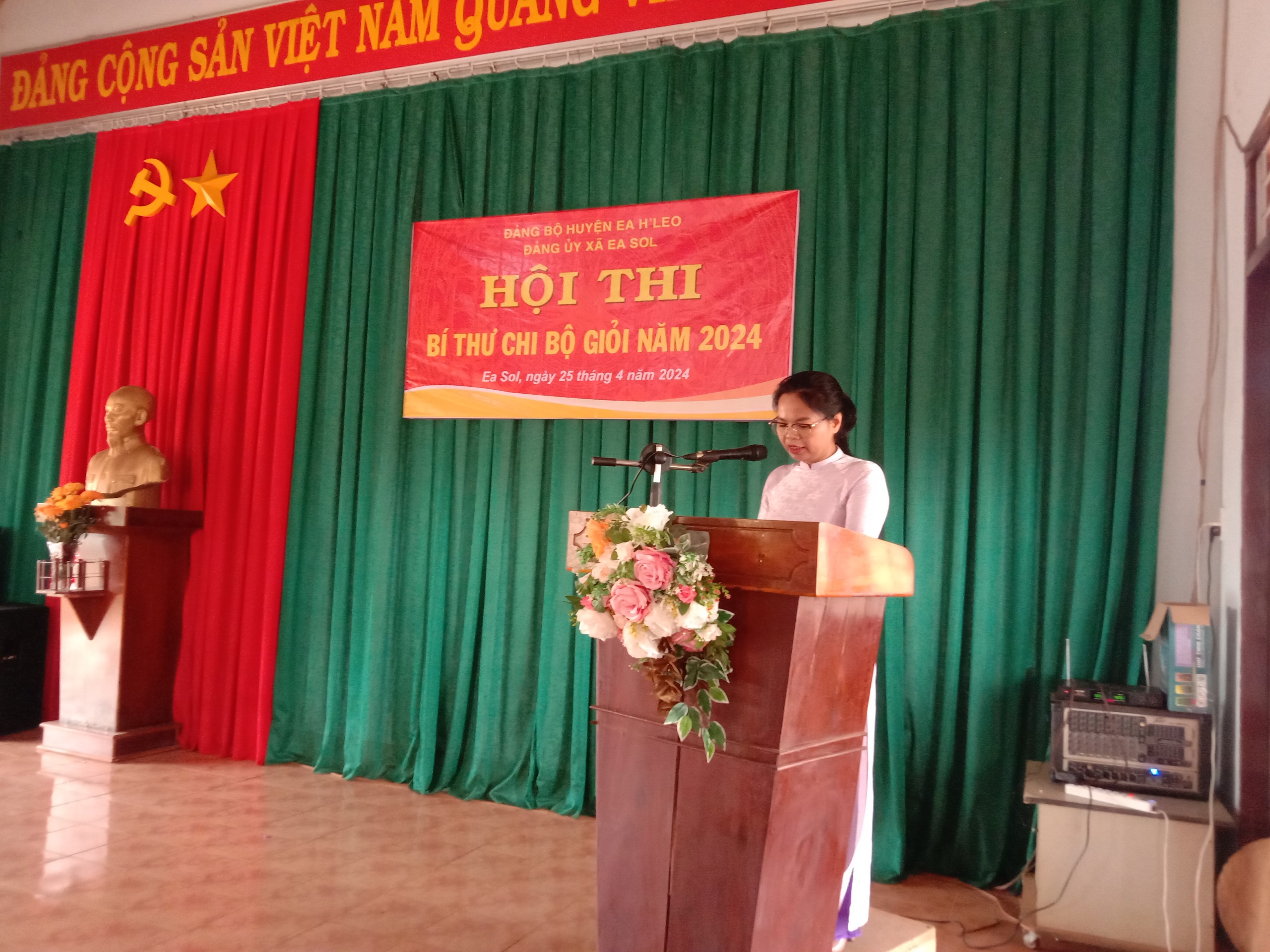 Đảng ủy xã Ea Sol khai mạc Hội thi Bí thư Chi bộ giỏi năm 2024