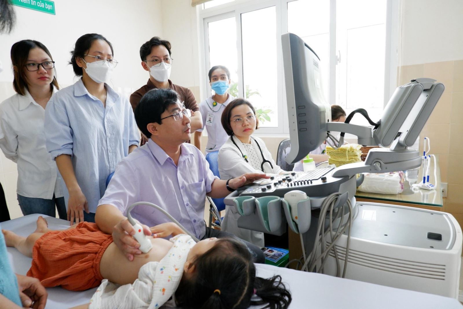 Khám sàng lọc bệnh tim cho trẻ em năm 2024