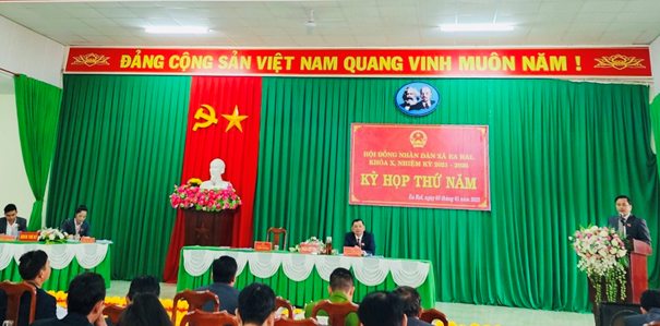 HĐND xã Ea Răl tổ chức kỳ họp thứ 5, khoá X, nhiệm kỳ 2021-2026