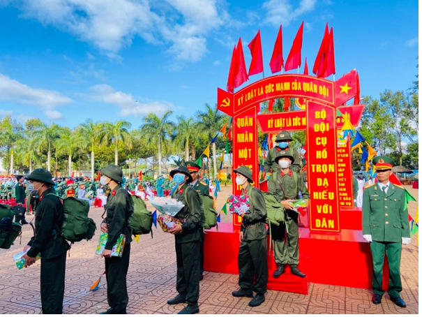 Công an huyện Ea H'Leo thông báo tuyển chọn công dân thực hiện nghĩa vụ tham gia Công an nhân dân năm 2024