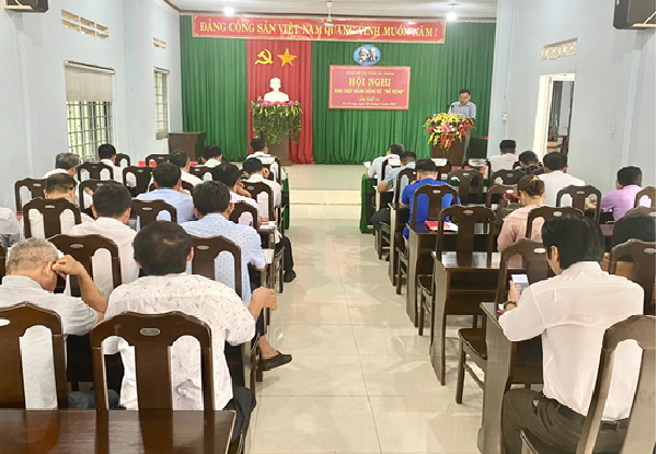 Đảng ủy Thị trấn Ea Drăng kiểm điểm giữa nhiệm kỳ thực hiện Nghị quyết Đại hội Đảng bộ thị trấn lần thứ XI, nhiệm kỳ 2020- 2025