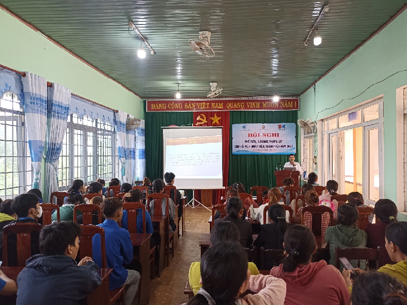 Tuyên truyền, giáo dục pháp luật trong đoàn viên, hội viên xã Ea Nam