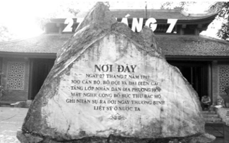Kỷ niệm 76 năm ngày Thương binh – Liệt sỹ (27/7/1947 – 27/7/2023)