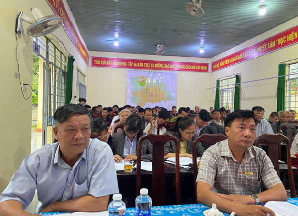 Hội nghị tiếp xúc cử tri xã Ea Tir và xã Cư A Mung  sau kỳ họp thứ sáu HĐND huyện khóa X, nhiệm kỳ 2021-2026.