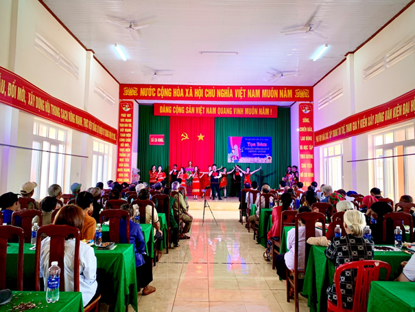 Xã Ea Khăl toạ đàm kỷ niệm 76 năm ngày thương binh liệt sĩ 27/7