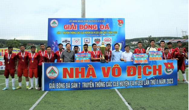 Bế mạc giải bóng đá 7 người các CLB  huyện Ea H’Leo năm 2023