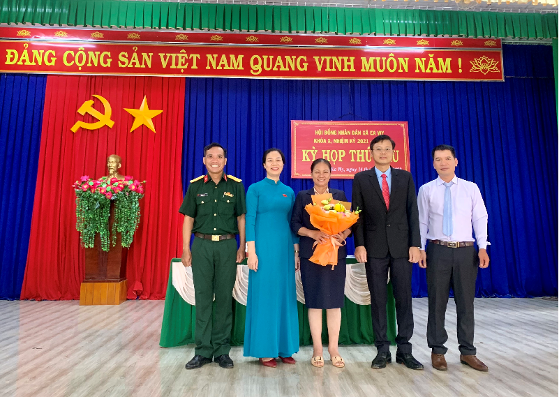 Kỳ họp thứ sáu HĐND xã Ea Wy khóa X, nhiệm kỳ 2021 - 2026