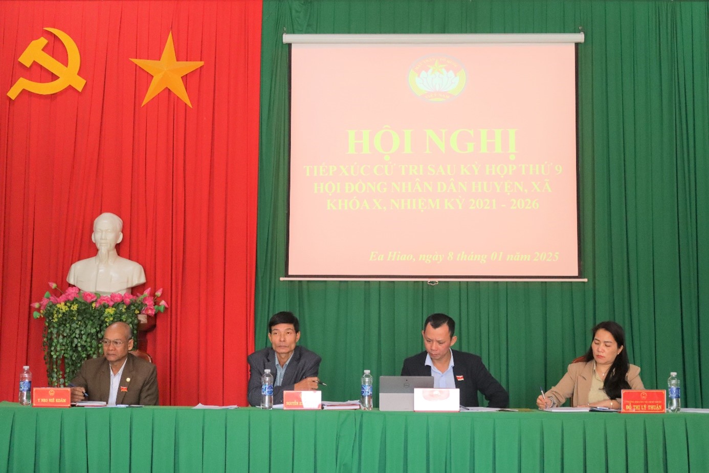 Hội nghị tiếp xúc cử tri sau kỳ họp thứ 9 HĐND Huyện, Xã khóa X, nhiệm kỳ 2021-2026