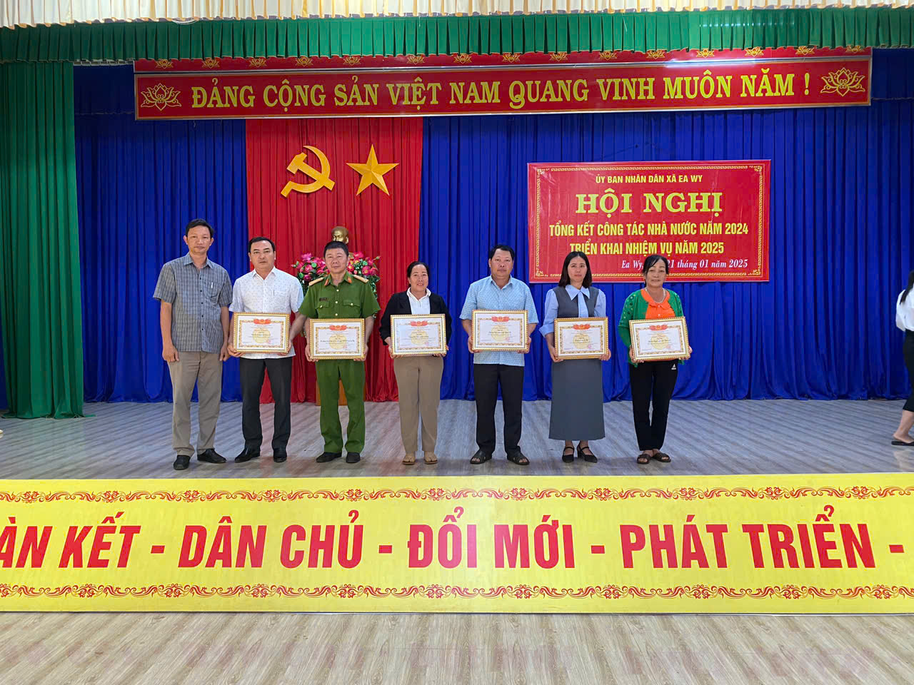 cb6de59f-c904-4b8e-a803-b981518fdcc7