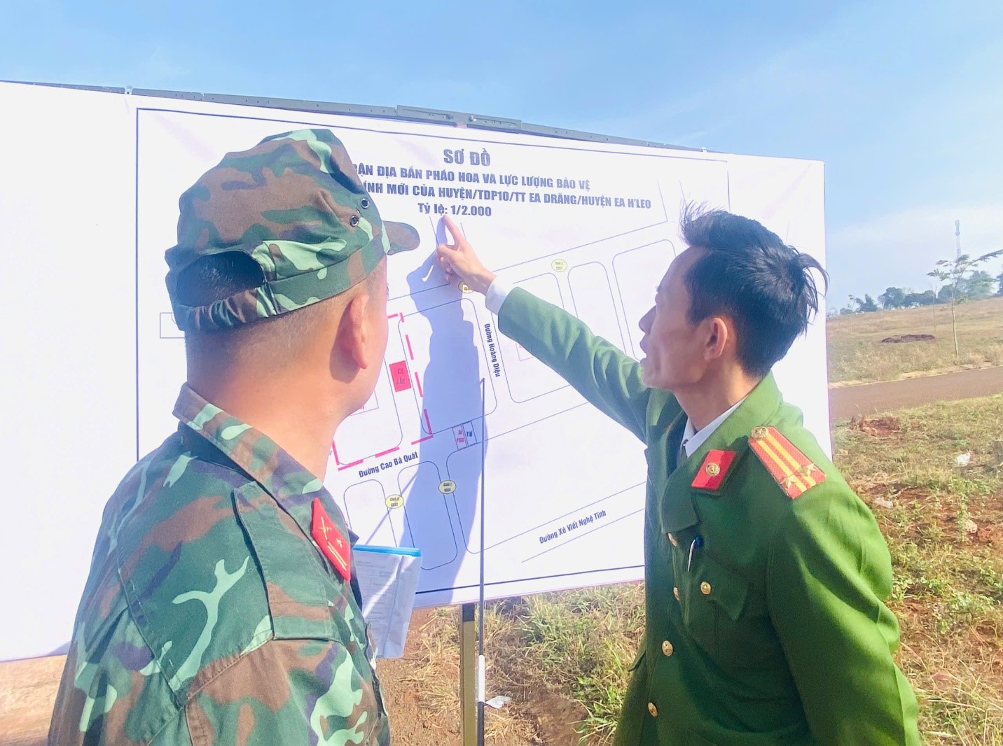 Triển khai công tác phối hợp chuẩn bị, phục vụ bắn pháo hoa đón Giao thừa Tết Nguyên đán Ất Tỵ năm 2025 trên địa bàn huyện Ea H’Leo