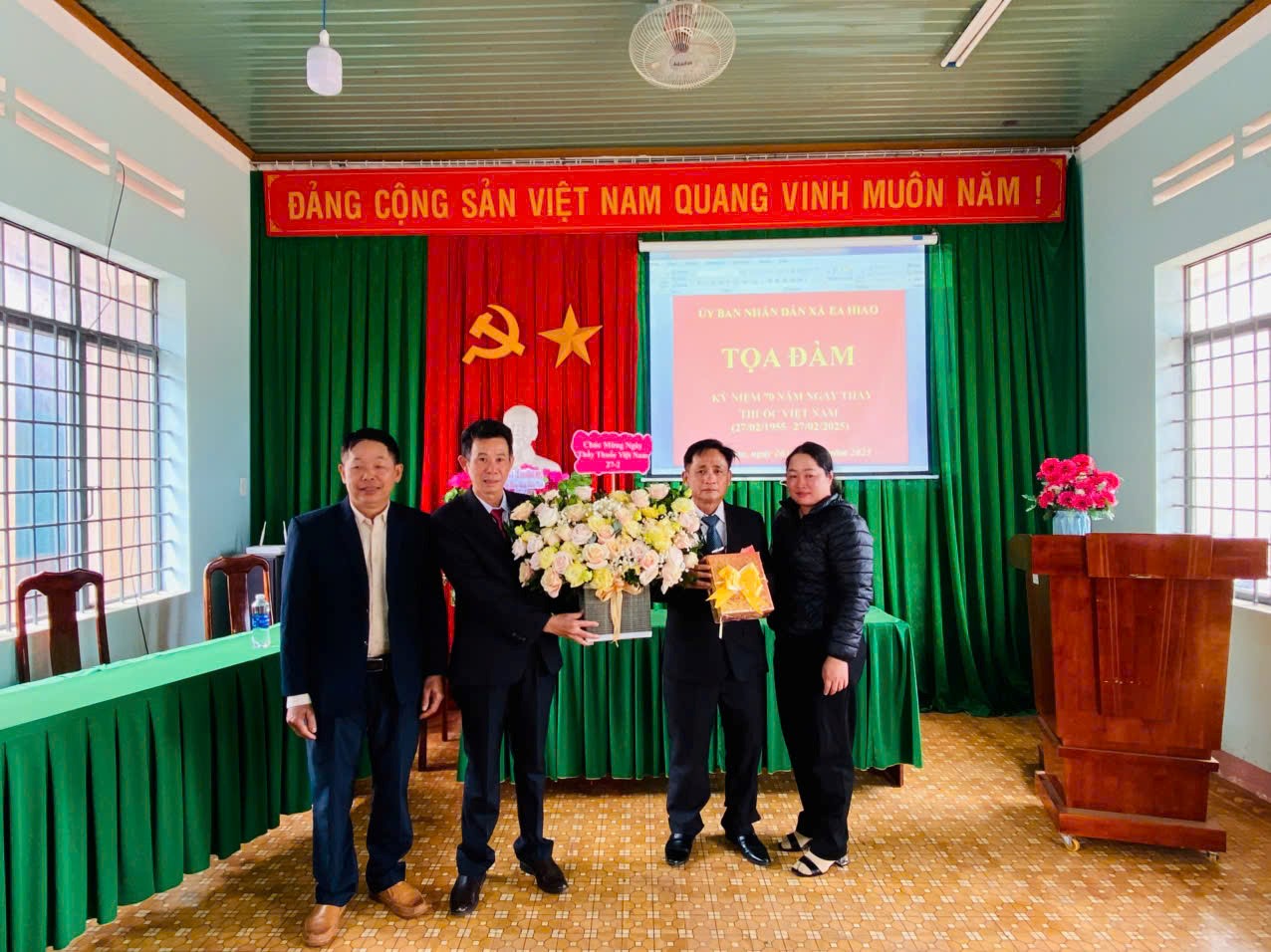 Xã Ea Hiao tọa đàm kỷ niệm 70 năm ngày thầy thuốc Việt Nam