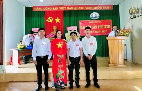 Đại hội Chi bộ điểm thôn 1, xã DLiê Yang