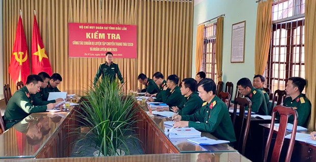 Kiểm tra công tác chuẩn bị huấn luyện tại Ban Chỉ huy Quân sự huyện Ea H’Leo