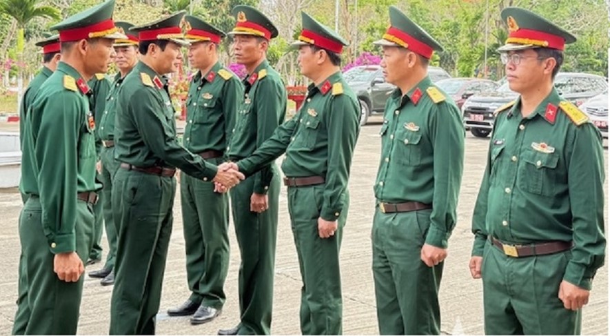 Đại tướng Nguyễn Tân Cương thăm, kiểm tra Trung đoàn 66, Sư đoàn 10, Quân đoàn 34