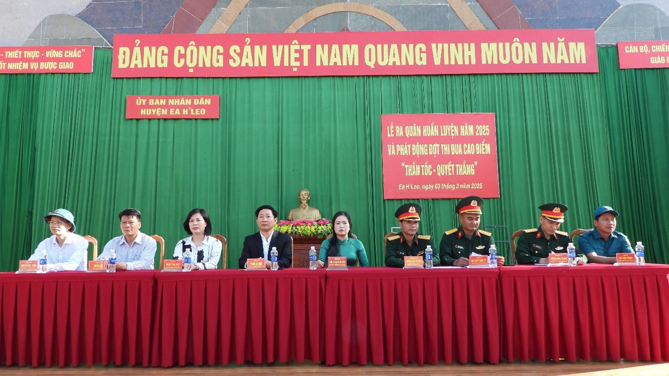 Huyện Ea H’Leo ra quân huấn luyện năm 2025