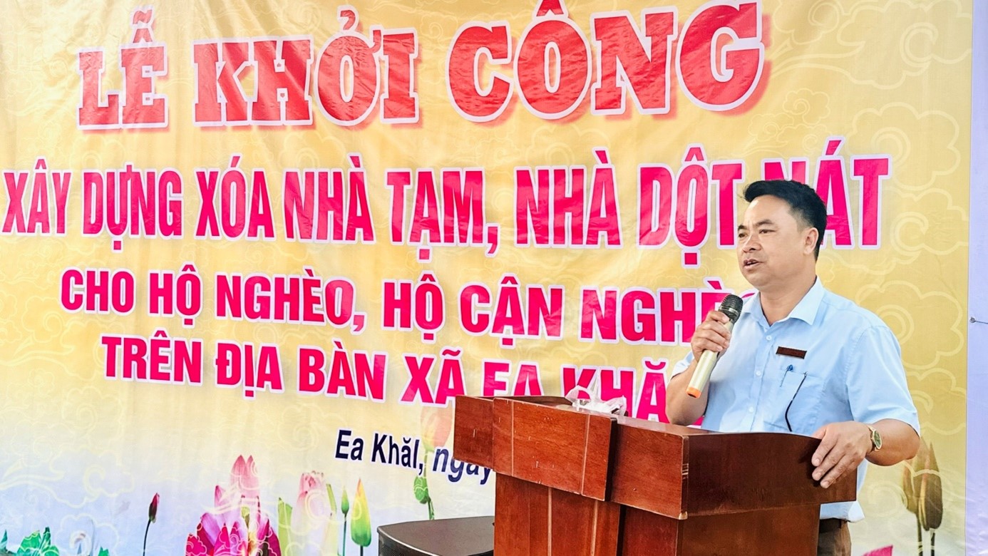 Xã Ea Khăl: Lễ khởi công xây dựng xóa nhà tạm, nhà dột nát.